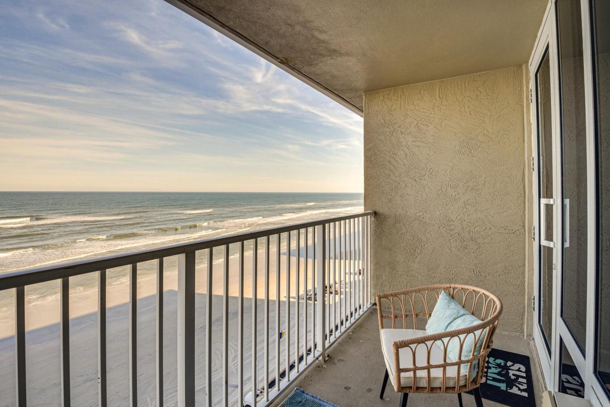 Top-Floor Beach Condo With 2 Oceanfront Balconies! Daytona Beach Exteriör bild